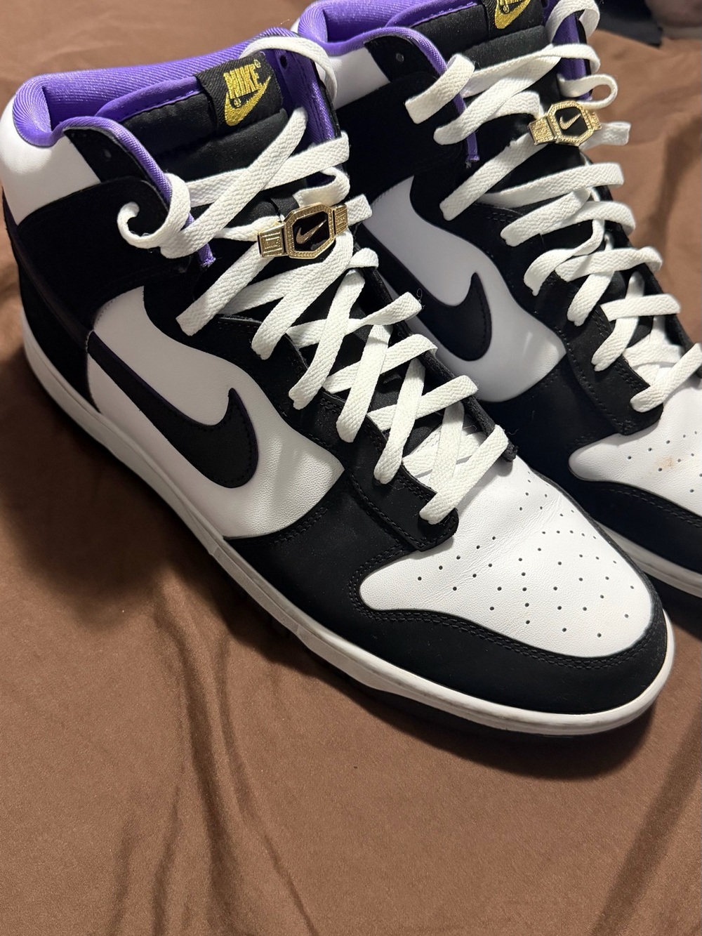 Nike Dunk High Retro Premium EMB— Black / White / Purple